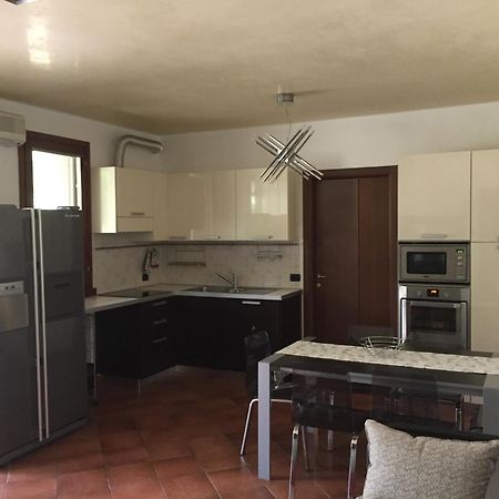 Home La Rosa Del Garda Пескьера-дель-Гарда Экстерьер фото